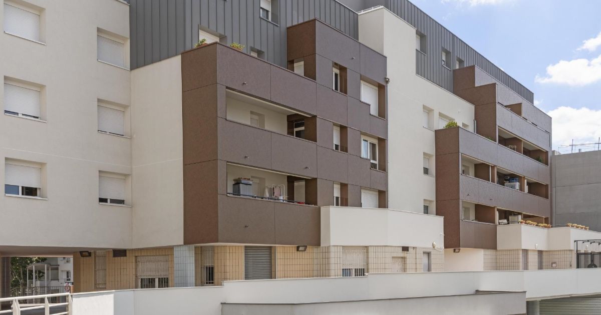 2 ROOM APARTMENT HOUILLES visual data 2