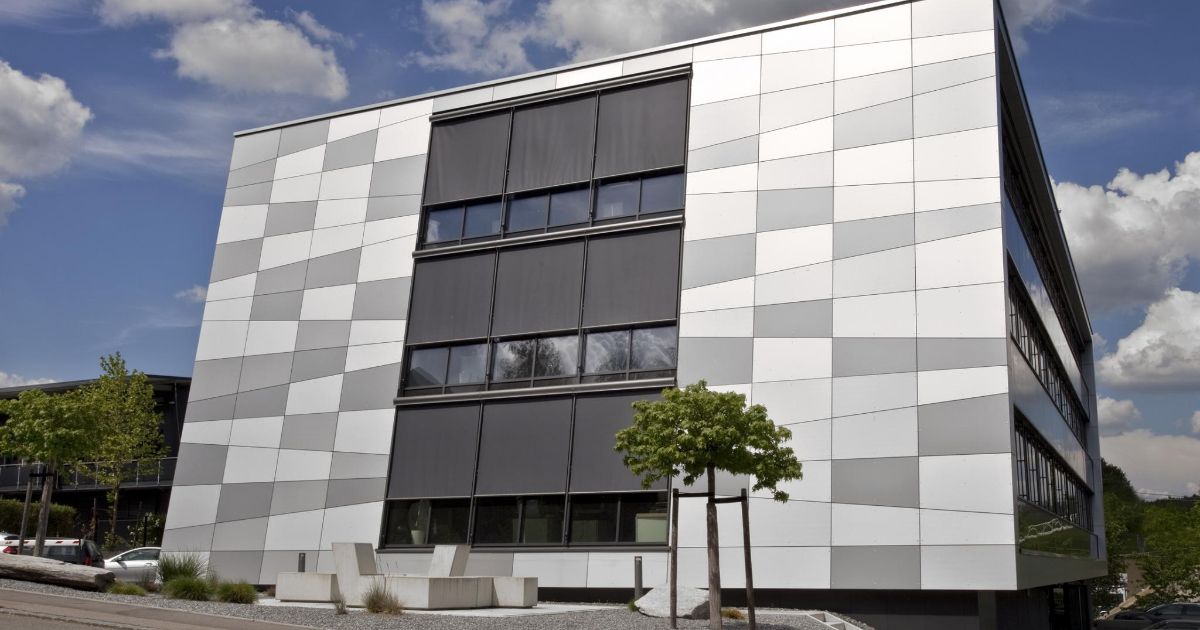品質が Trespa® Meteon® Metallics exterior cladding 矯正用品・補助ベルト